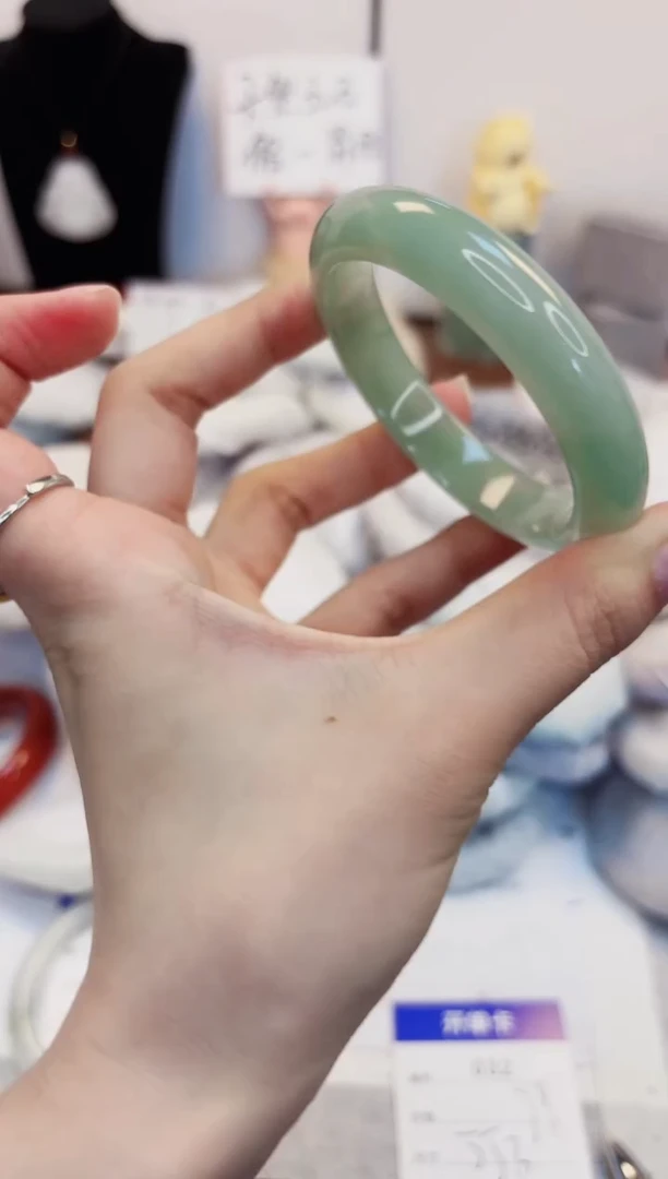 【闪购商品】石英质玉手镯未镶嵌32--东陵玉-圈口