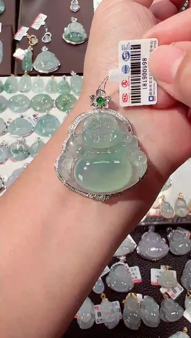 【闪购商品】翡翠吊坠(不含链)18K金镶嵌佛公吊坠998