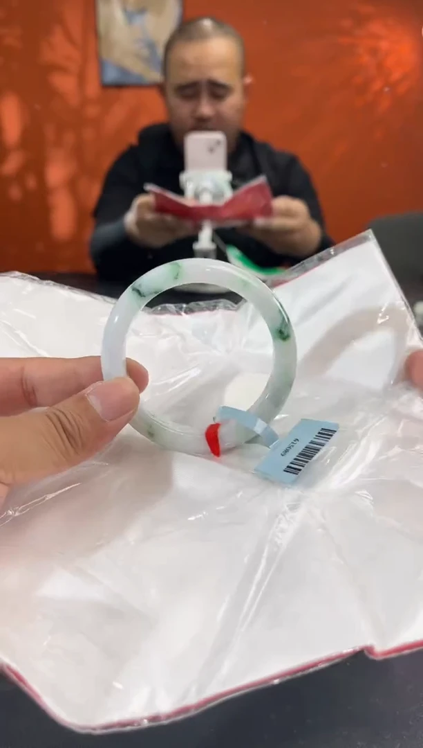 未镶嵌手镯翡翠5  53