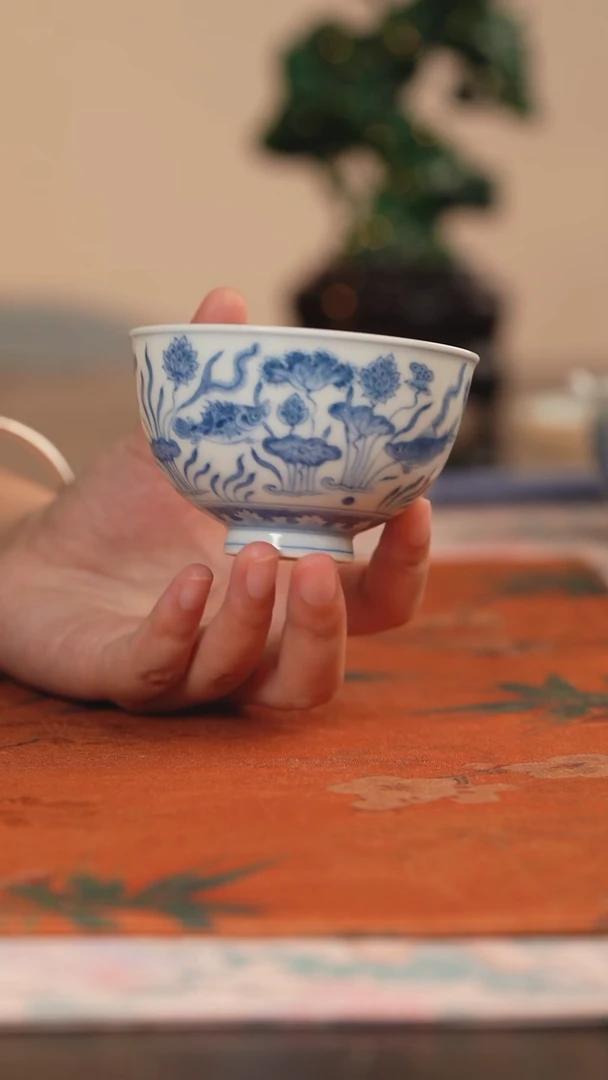 源明清忆海藻鱼纹杯