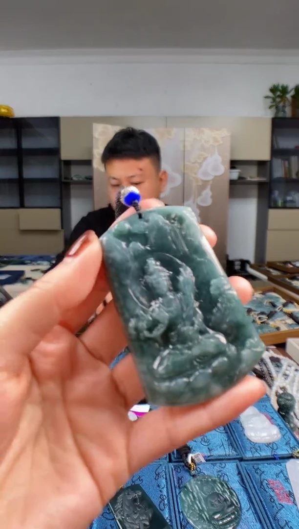 颈饰未镶嵌翡翠多样性发其一