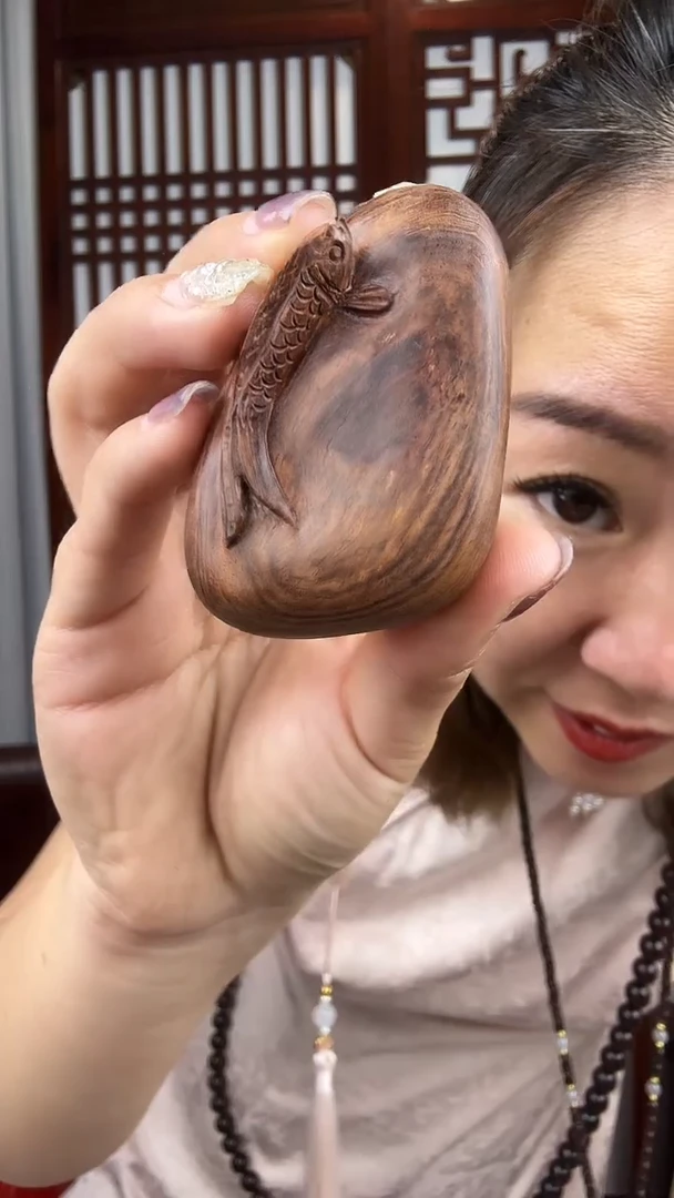 黄花梨/降香黄檀黄花梨雕刻如鱼得水