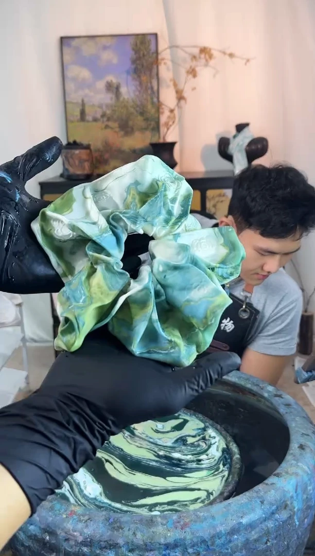 304千里江山山茶花发圈