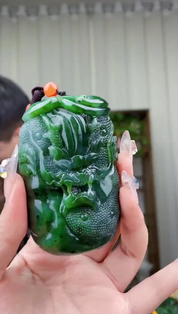 【闪购商品】和田玉挂件未镶嵌拍一发一，多样性发货！