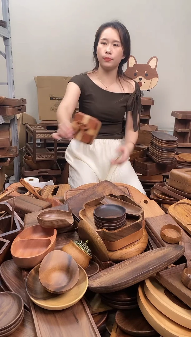 木  乌檀木蝴蝶结礼物盒