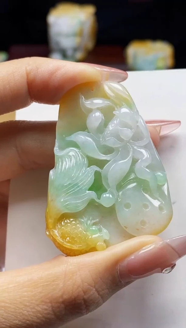 翡翠未镶嵌颈饰翡翠A货
