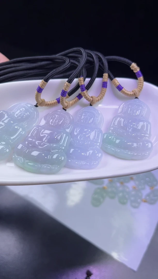翡翠未镶嵌颈饰多样性发一件/配绳1观音