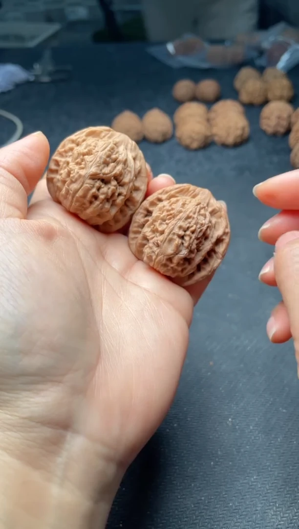 把件文玩核桃w63  望月 40尺