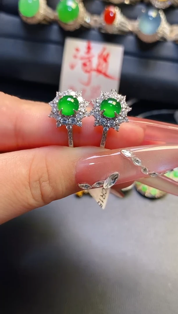 银S925镶嵌翡翠耳饰天然
