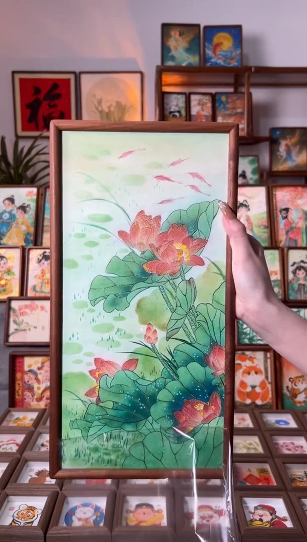 【闪购商品】国画荷花金鱼 手绘国画40胡桃
