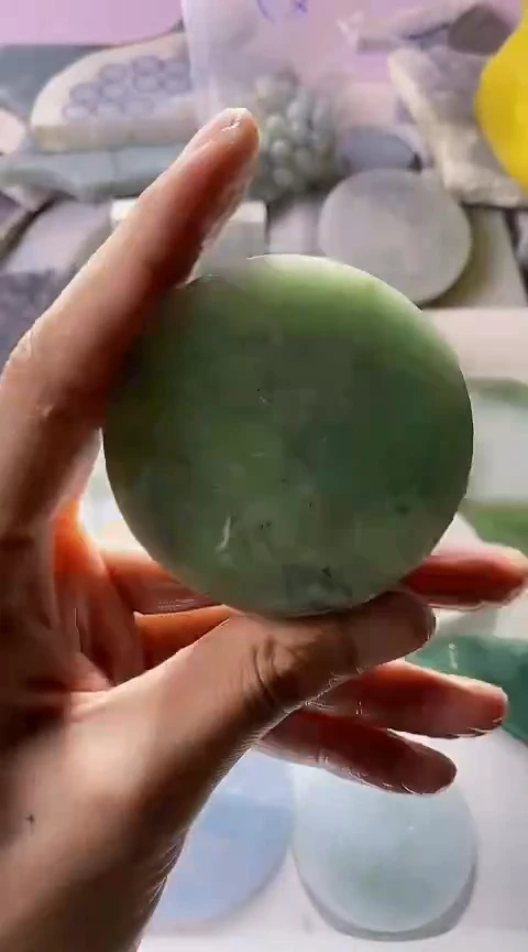 翡翠未镶嵌颈饰翡翠310