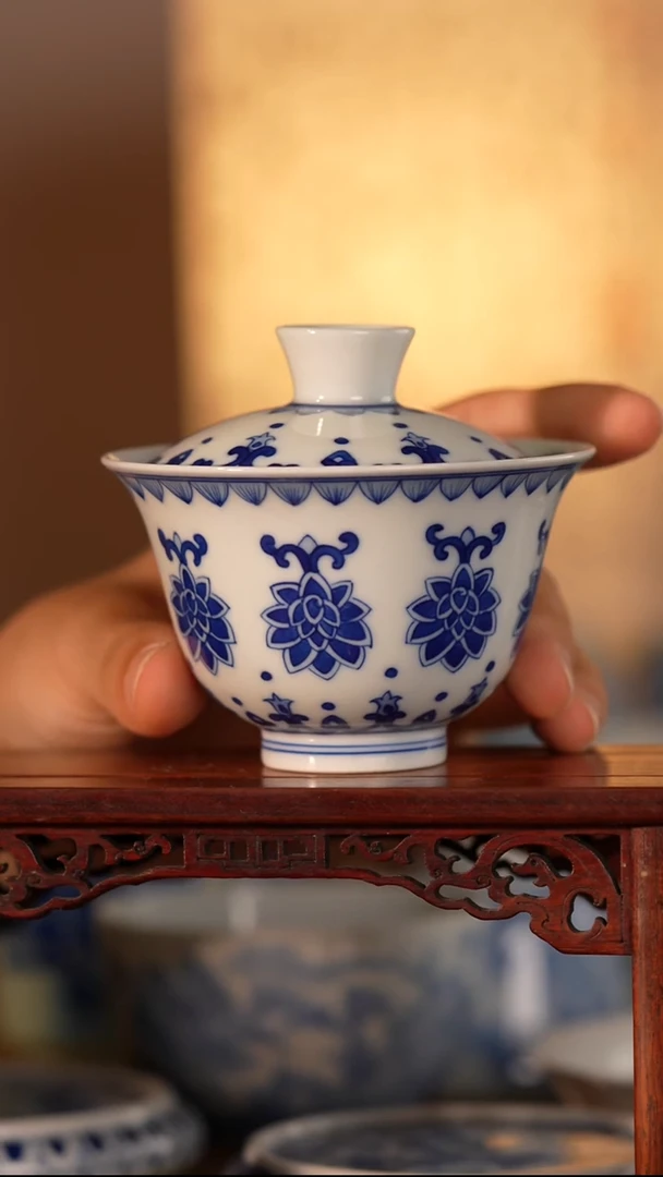 摆件青花手绘福利品小盖碗