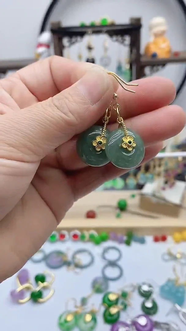 14K金镶嵌翡翠耳饰翡翠580