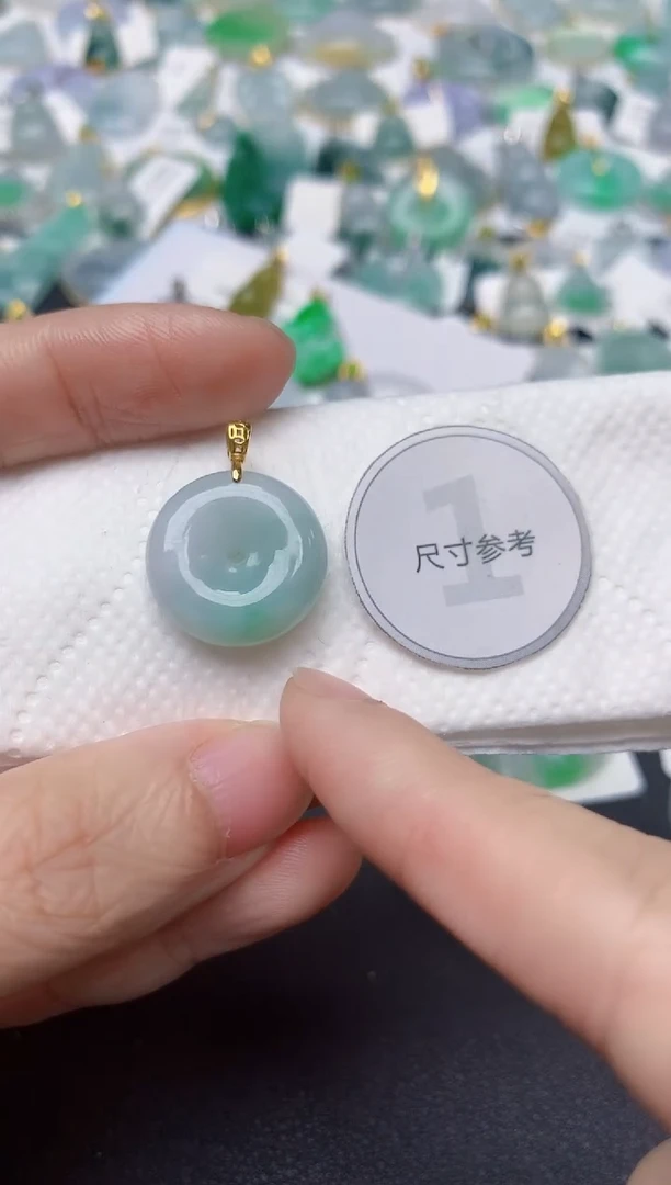 颈饰未镶嵌翡翠天然缅甸A货翡翠