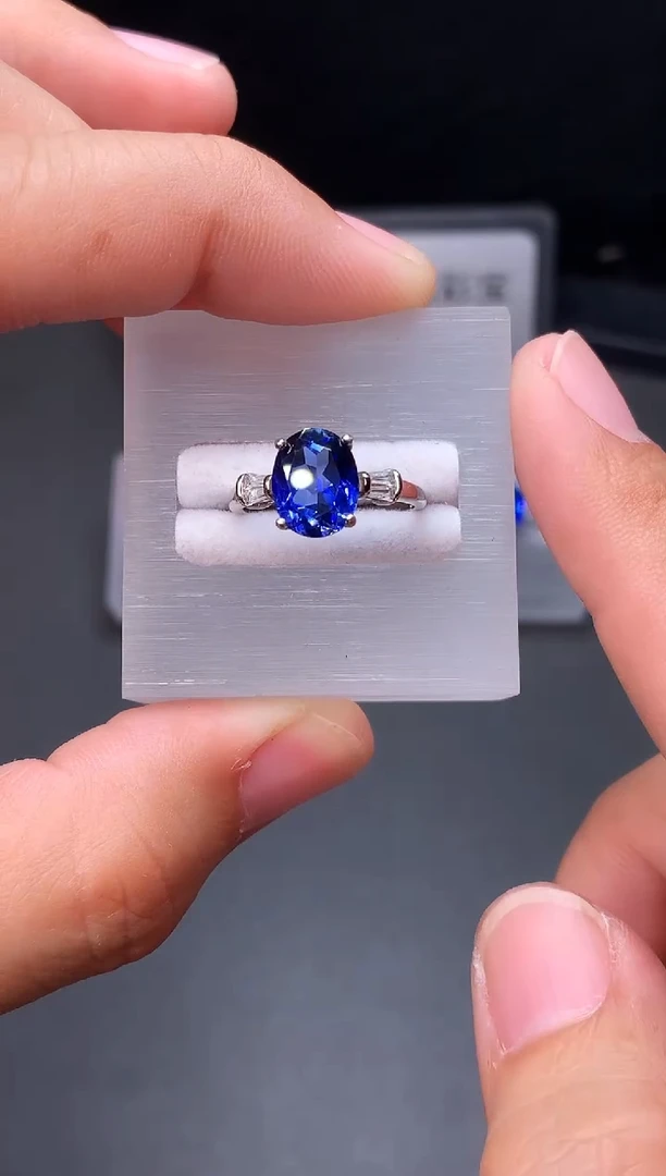 戒指蓝宝石银S925镶嵌111