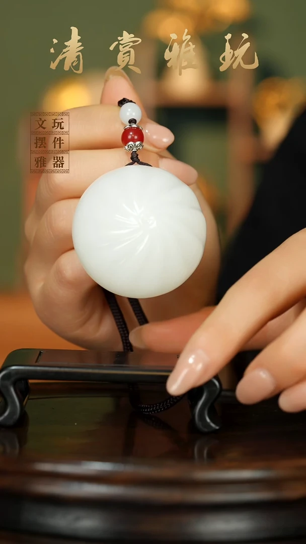 玉《蒸蒸日上小笼包》手把件摆件