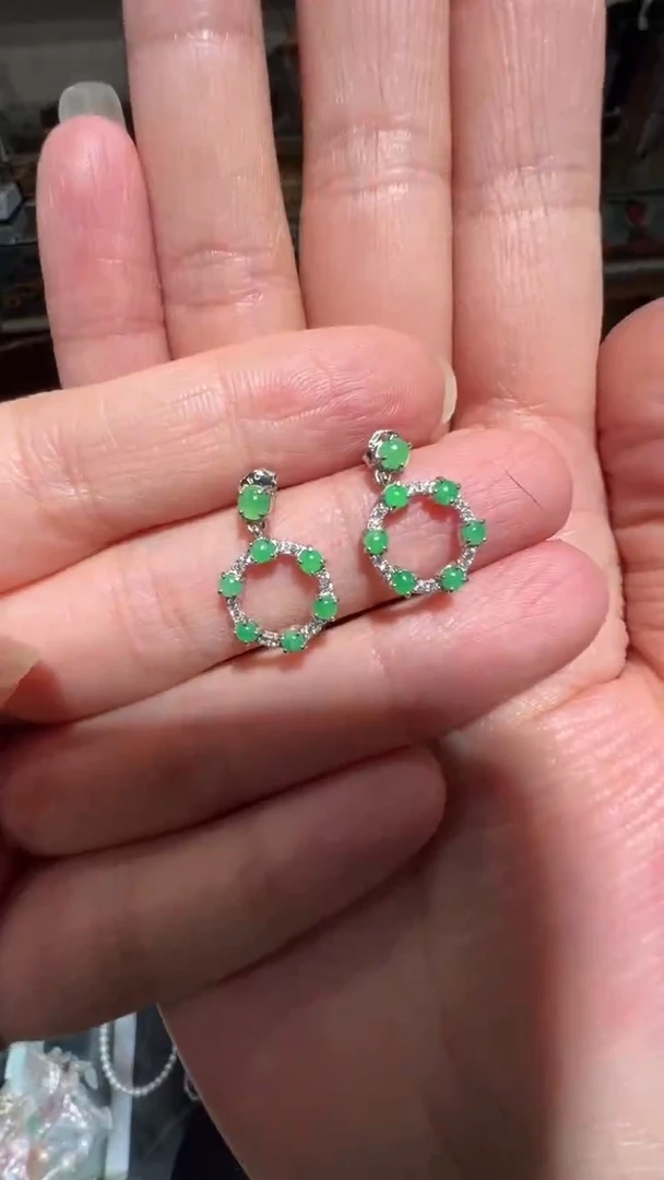 【闪购商品】翡翠耳饰银S925镶嵌翡翠