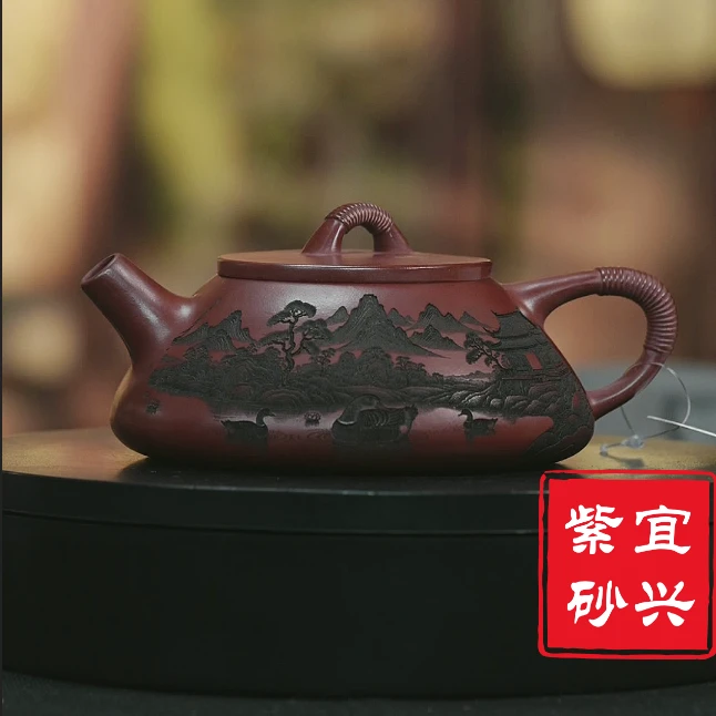 宜兴原矿龙血砂刻绘线瓢手工紫砂壶