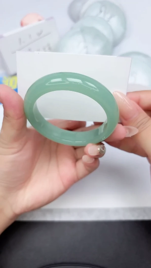 石英质玉手镯未镶嵌126-57.8