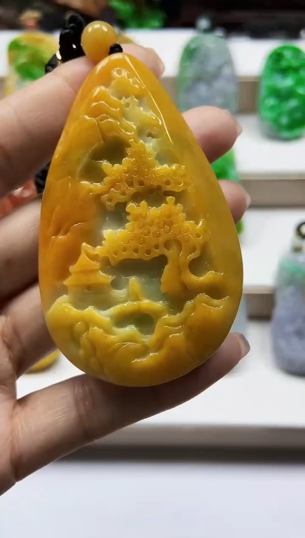 颈饰未镶嵌翡翠翡翠A货