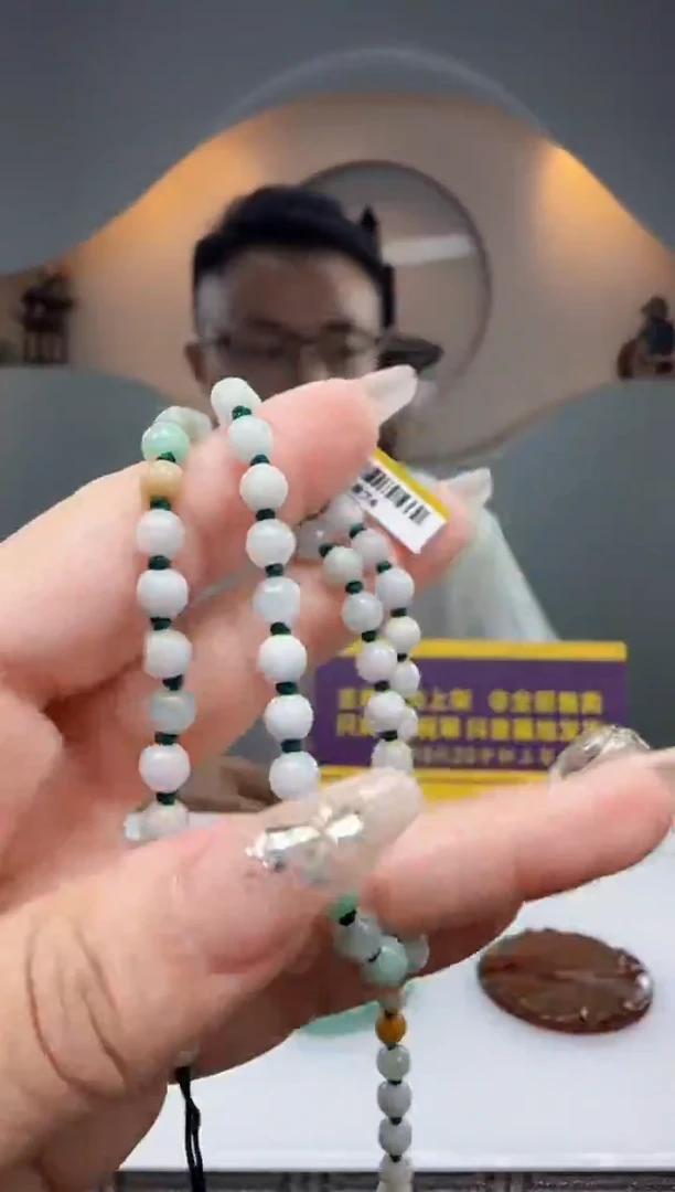 未镶嵌定制翡翠Q63674翡翠多样性发一