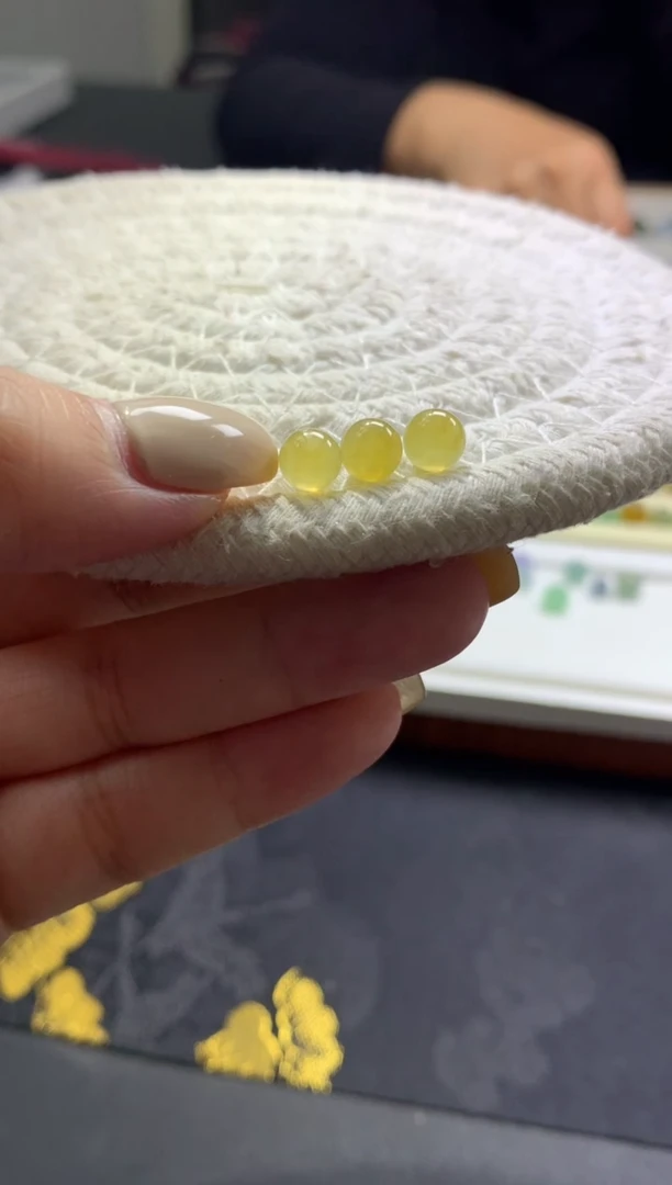 未镶嵌定制翡翠卡6.2-6.3多样式发其一