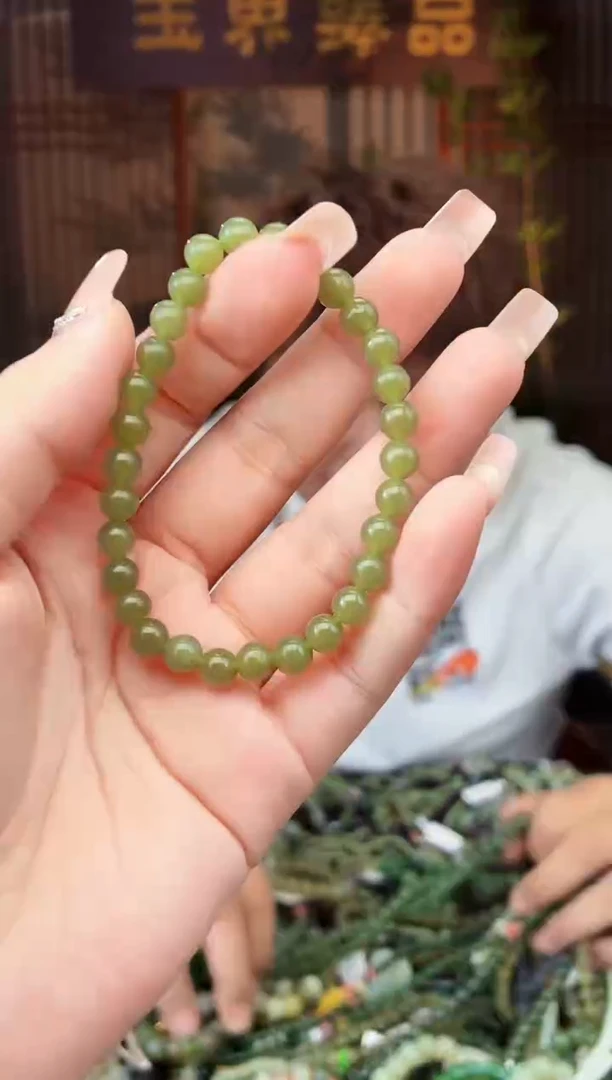 和田玉未镶嵌颈饰拍一发一