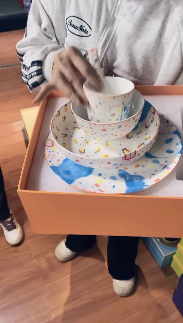 【闪购商品】杯鸿辉家品牌瓷器，京东包邮！