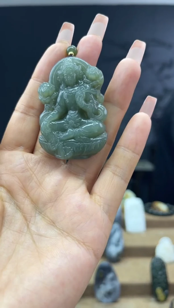 颈饰未镶嵌和田玉1