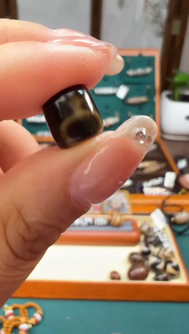 未镶嵌颈饰玛瑙/玉髓10.（微瑕随机发货）