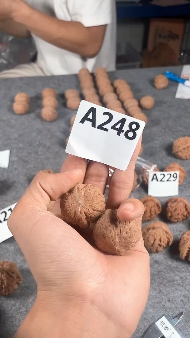 把件文玩核桃35铁锤核桃全品无修