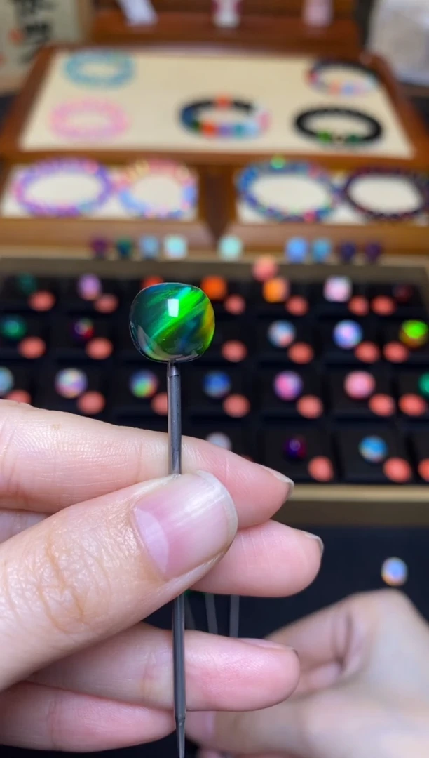 【闪购商品】树脂制品11*12mm人工欧泊老型29