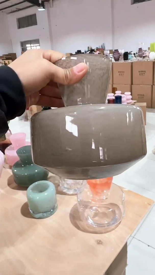 【闪购商品】玻璃灰色扁瓶