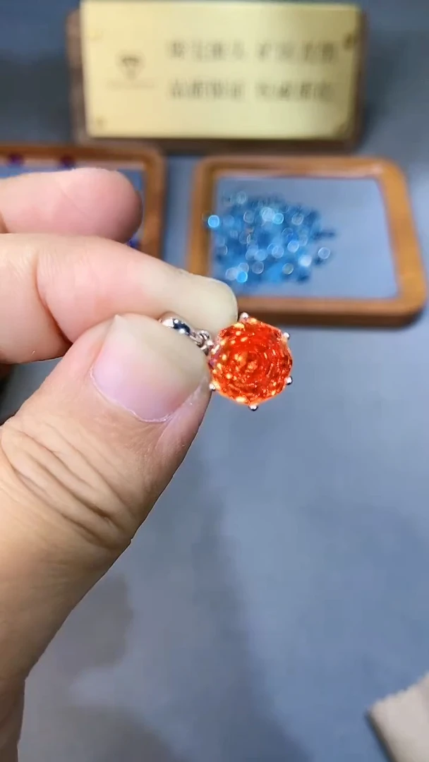 【闪购商品】石榴石颈饰银S925镶嵌321