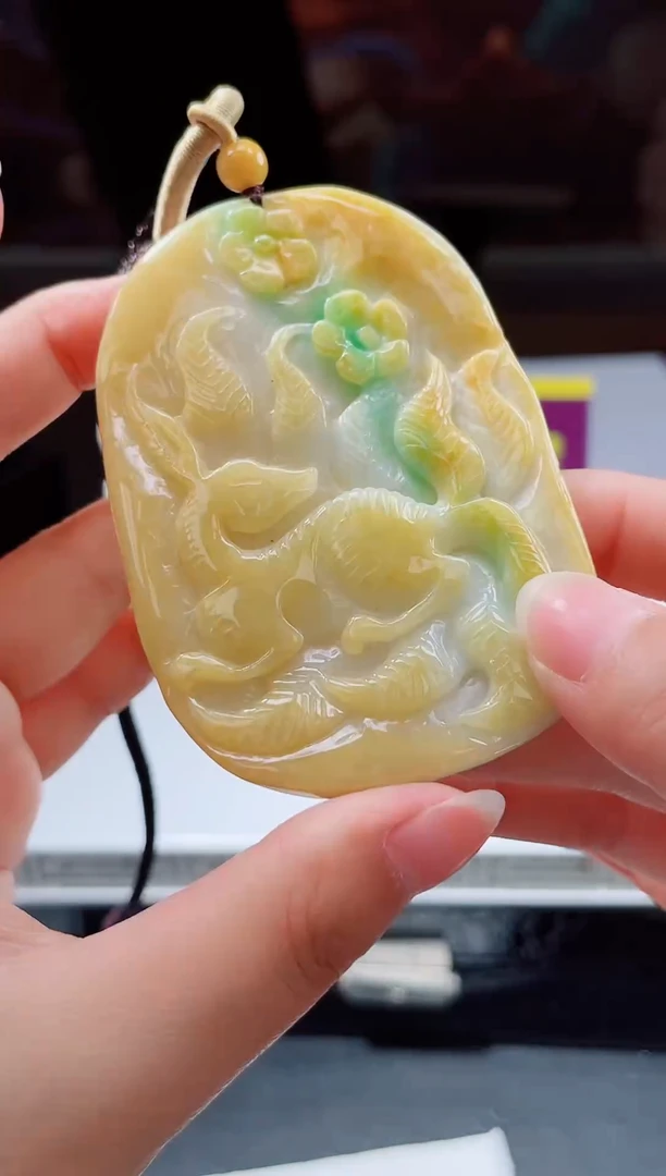 颈饰未镶嵌翡翠翡翠