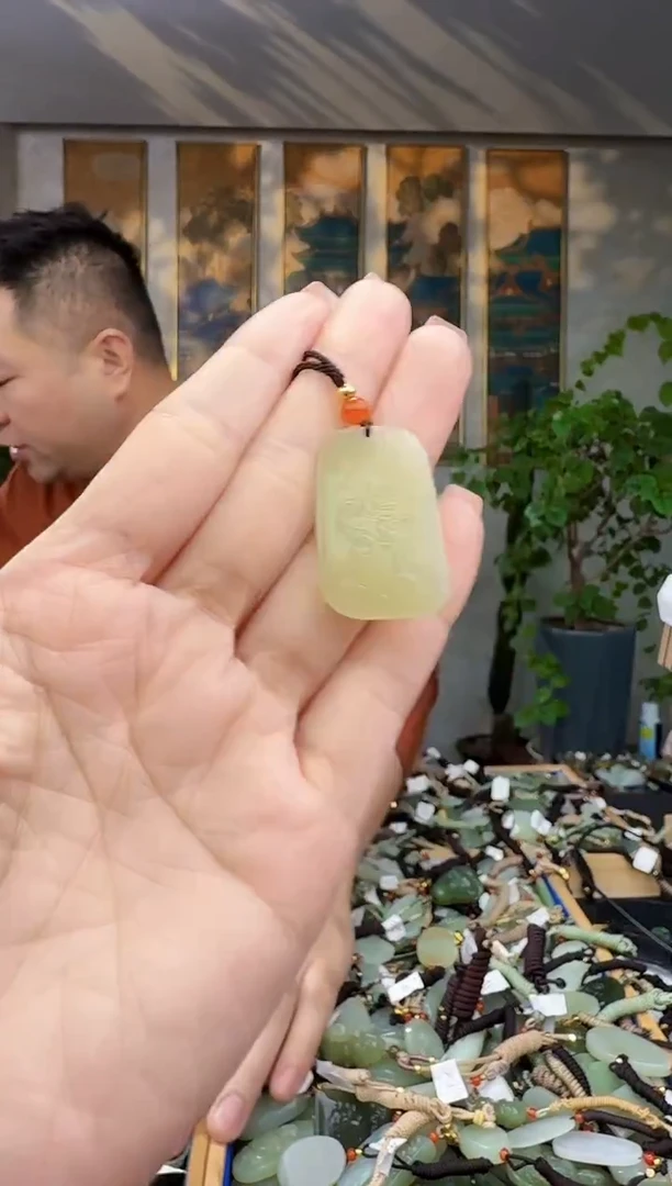 未镶嵌和田玉挂件拍一发一1