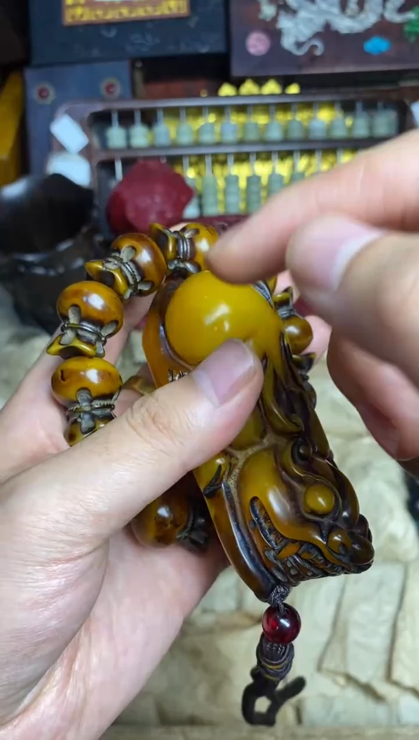 未镶嵌蜜蜡裸石主播推荐主播推荐