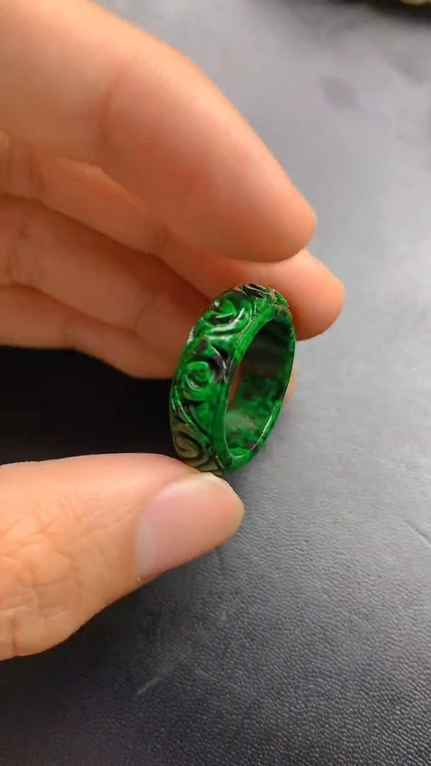 颈饰未镶嵌翡翠天然缅甸a货翡翠18