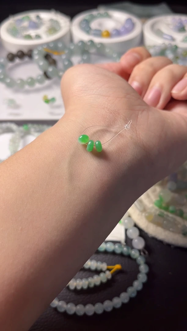 【闪购商品】翡翠散珠卡6/3甜绿鼓珠三颗