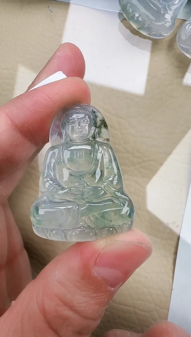 翡翠未镶嵌颈饰/缅甸天然翡翠A货/七天无理由退换/假一赔万