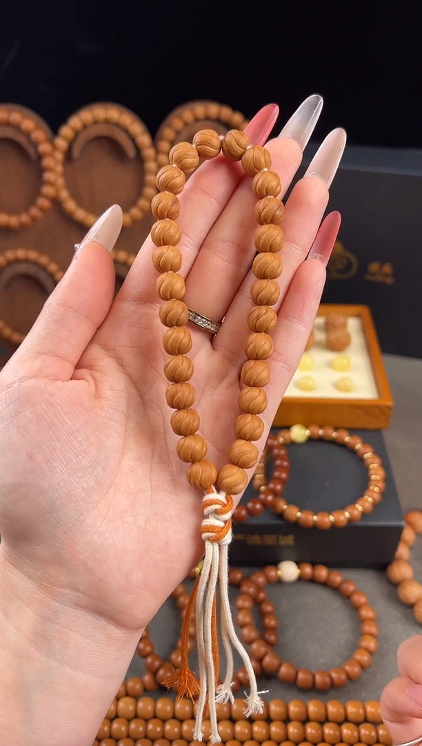 手串猴头核桃9+卷卷酥