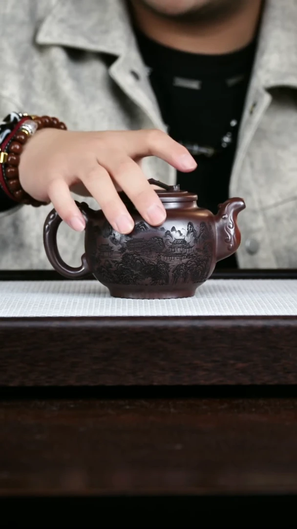 茶壶紫砂石红龙尊300cc