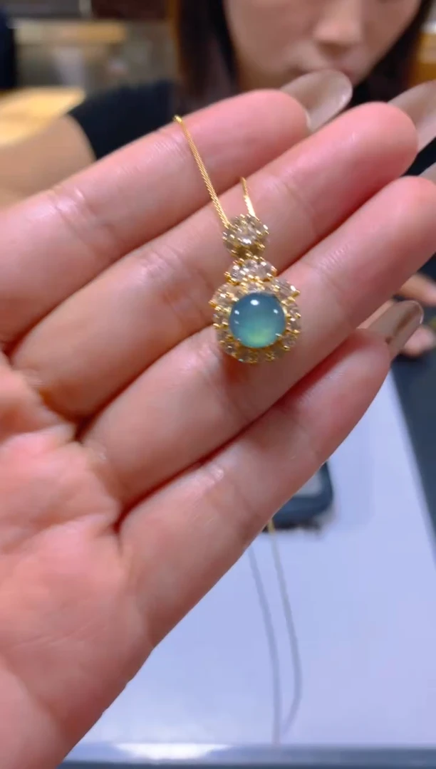 颈饰未镶嵌翡翠多样性发一