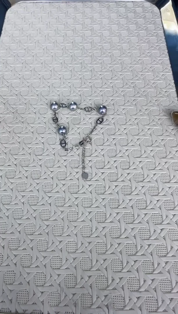 【闪购商品】海水珍珠手链18K金镶嵌真多麻8-9mm