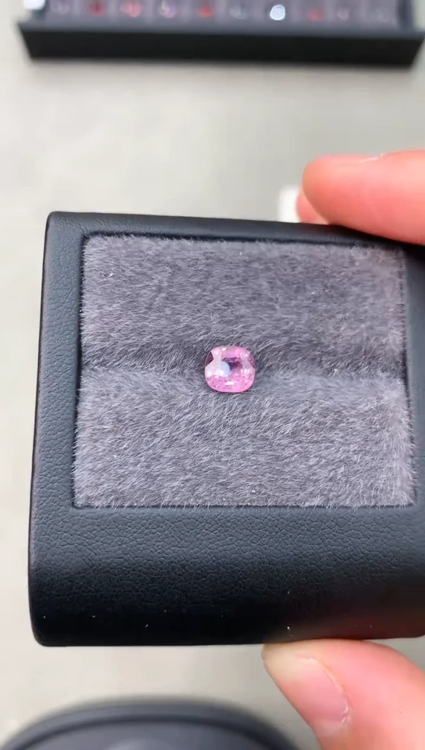 【闪购商品】定制尖晶石裸石未镶嵌1.56ct 枕型 粉色调