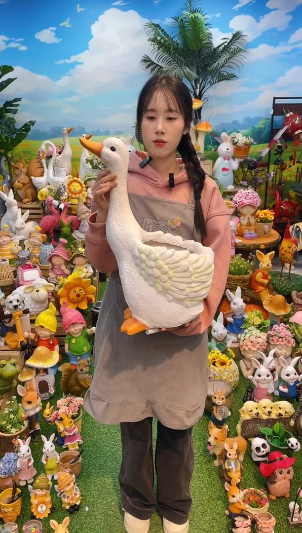 【闪购商品】红陶背鹅花盆