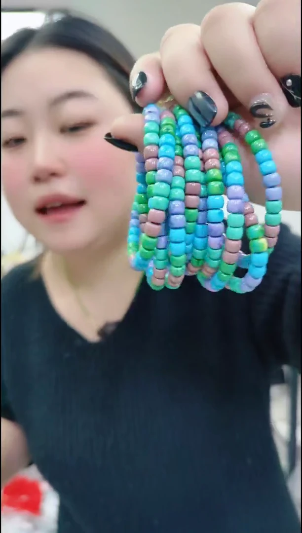 【闪购商品】树脂制品0545 多彩手串