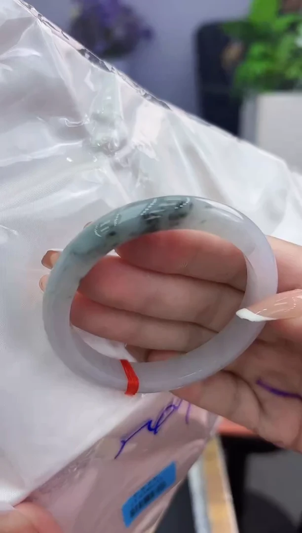 【闪购商品】翡翠手镯未镶嵌翡翠手镯