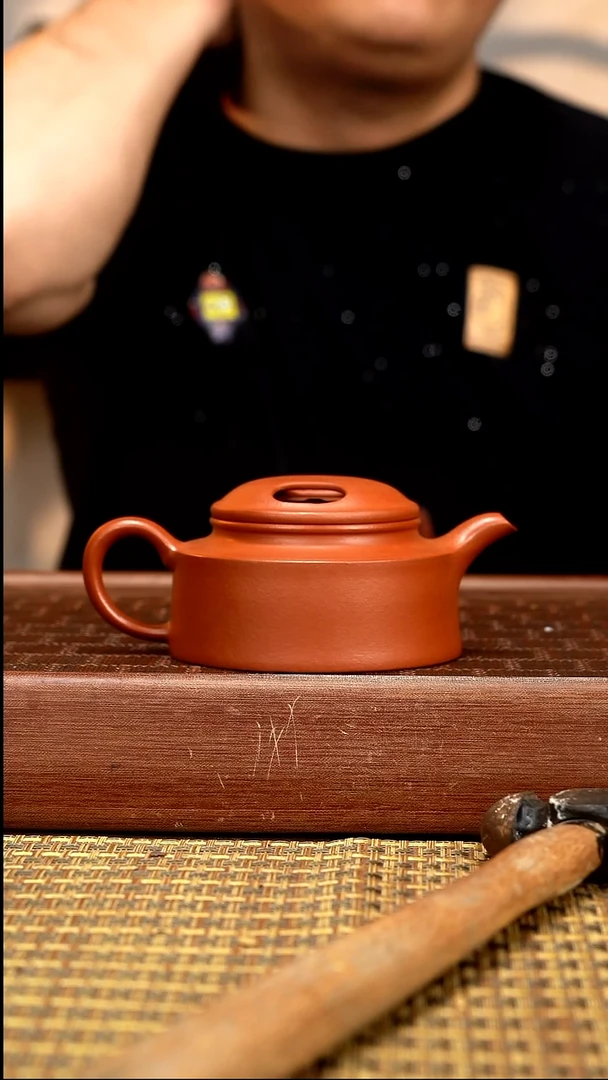 茶壶紫砂ZFF  朱泥牛盖莲子