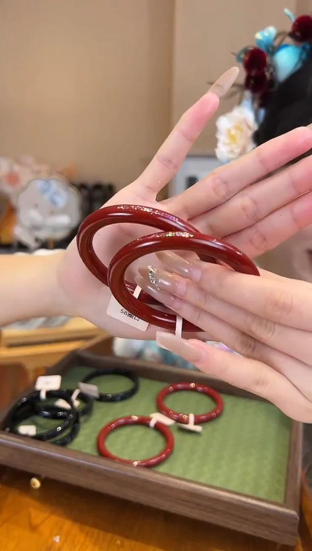 刺绣58 大漆螺钿手镯